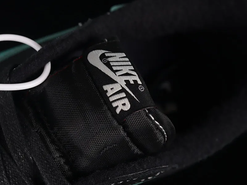 All Categories Air Jordan Jordan Series Basketball Shoes Air Jordan 1 Low Travis Scott x Air Jordan 1 Low OG AJ1 Joe 1 Tiffany Green Overturned Low Basketball Shoes DM7866-401